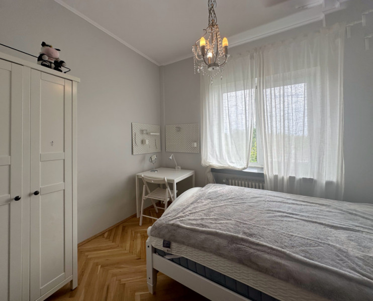 Toamnei Eminescu - apartament elegant în clădire 