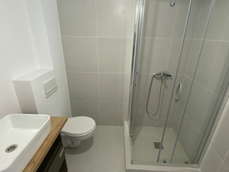 Sos Vestului 33  perfect pentru locuit sau birou