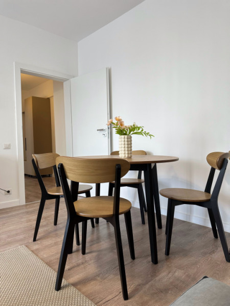 Apartament spațios cu 2 camere – mobilat și utilat, aproape de Parcul Carol 