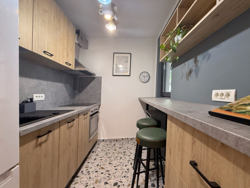 Apartament cu personalitate, lângă Cișmigiu – proaspăt renovat, prima închiriere