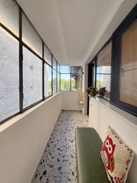 Apartament cu personalitate, lângă Cișmigiu – proaspăt renovat, prima închiriere
