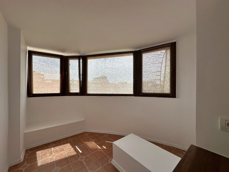 2 camere Unirii – vedere panoramică, lumină și terasă!