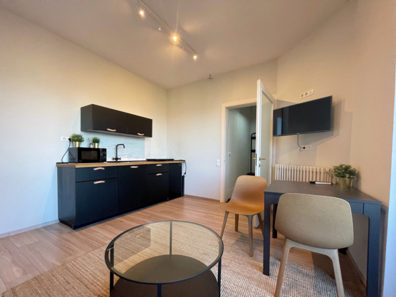 2 camere cochete ultracentral Universitate