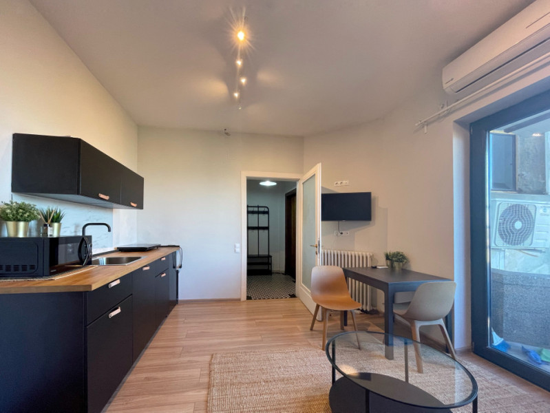 2 camere cochete ultracentral Universitate