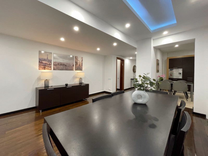 Cotroceni Gradina Botanică apartament elegant cu tersă generoasă