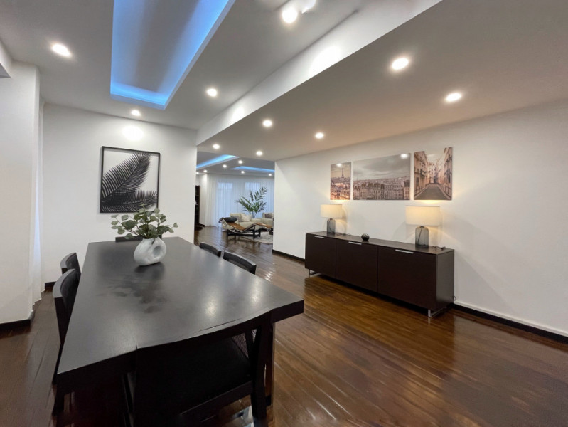 Cotroceni Gradina Botanică apartament elegant cu tersă generoasă