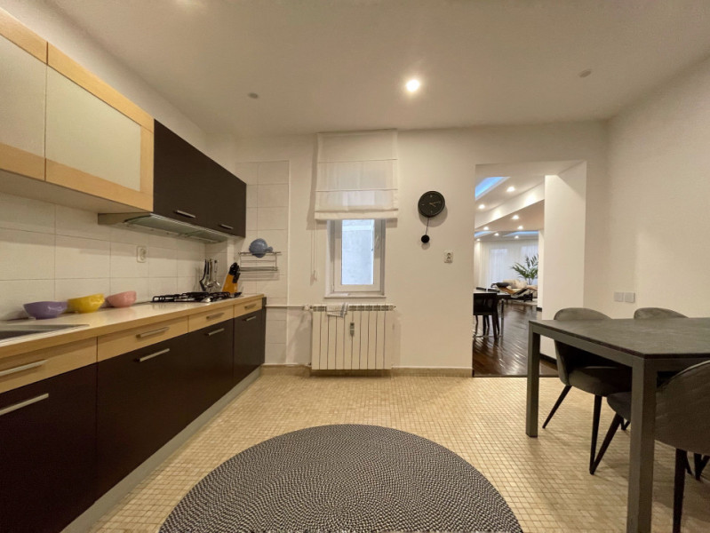 Cotroceni Gradina Botanică apartament elegant cu tersă generoasă