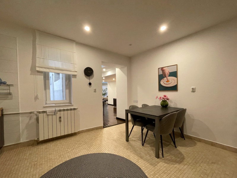 Cotroceni Gradina Botanică apartament elegant cu tersă generoasă