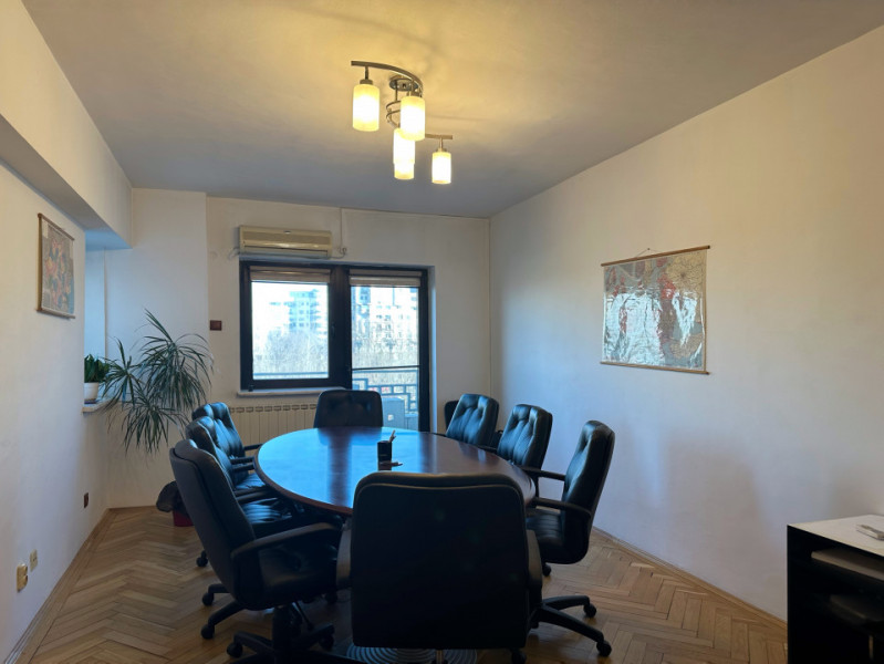 3 camere Piața Unirii | vedere deschisă către Dâmbovița | 2 băi | 3 balcoane