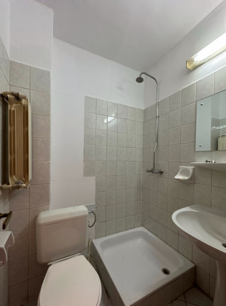 3 camere Piața Unirii | vedere deschisă către Dâmbovița | 2 băi | 3 balcoane