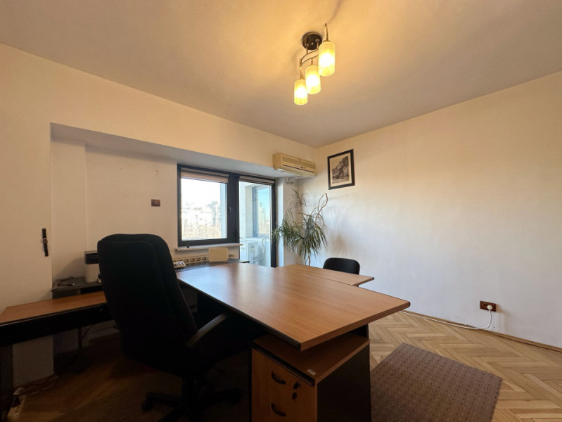 3 camere Piața Unirii | vedere deschisă către Dâmbovița | 2 băi | 3 balcoane