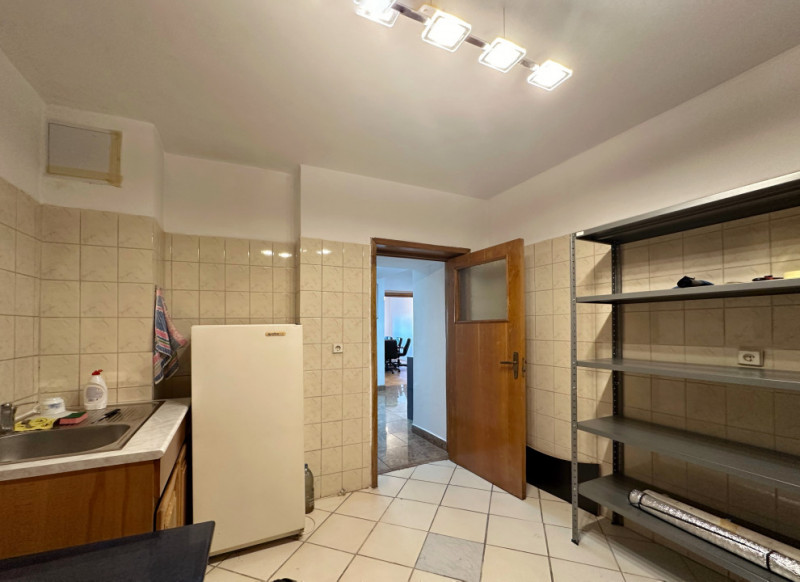 3 camere Piața Unirii | vedere deschisă către Dâmbovița | 2 băi | 3 balcoane