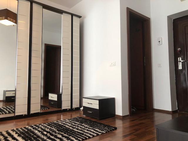 Garsoniera cocheta mobilata, utilata Rasarit de Soare